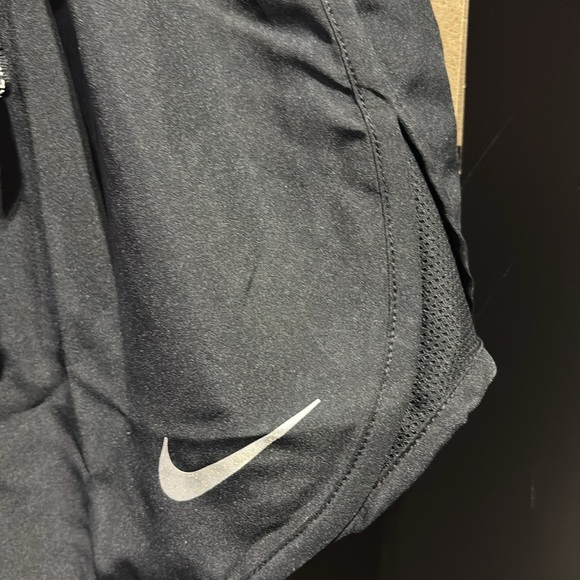 Nike Dri-Fit Running Shorts,panty lined,back zipper,elastic drawstring waist - Picture 4 of 12